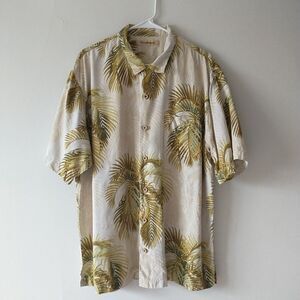 Tommy Bahama Shirt Mens XL Beige Green 100%Silk Palm Leave Floral Hawaiian Aloha
